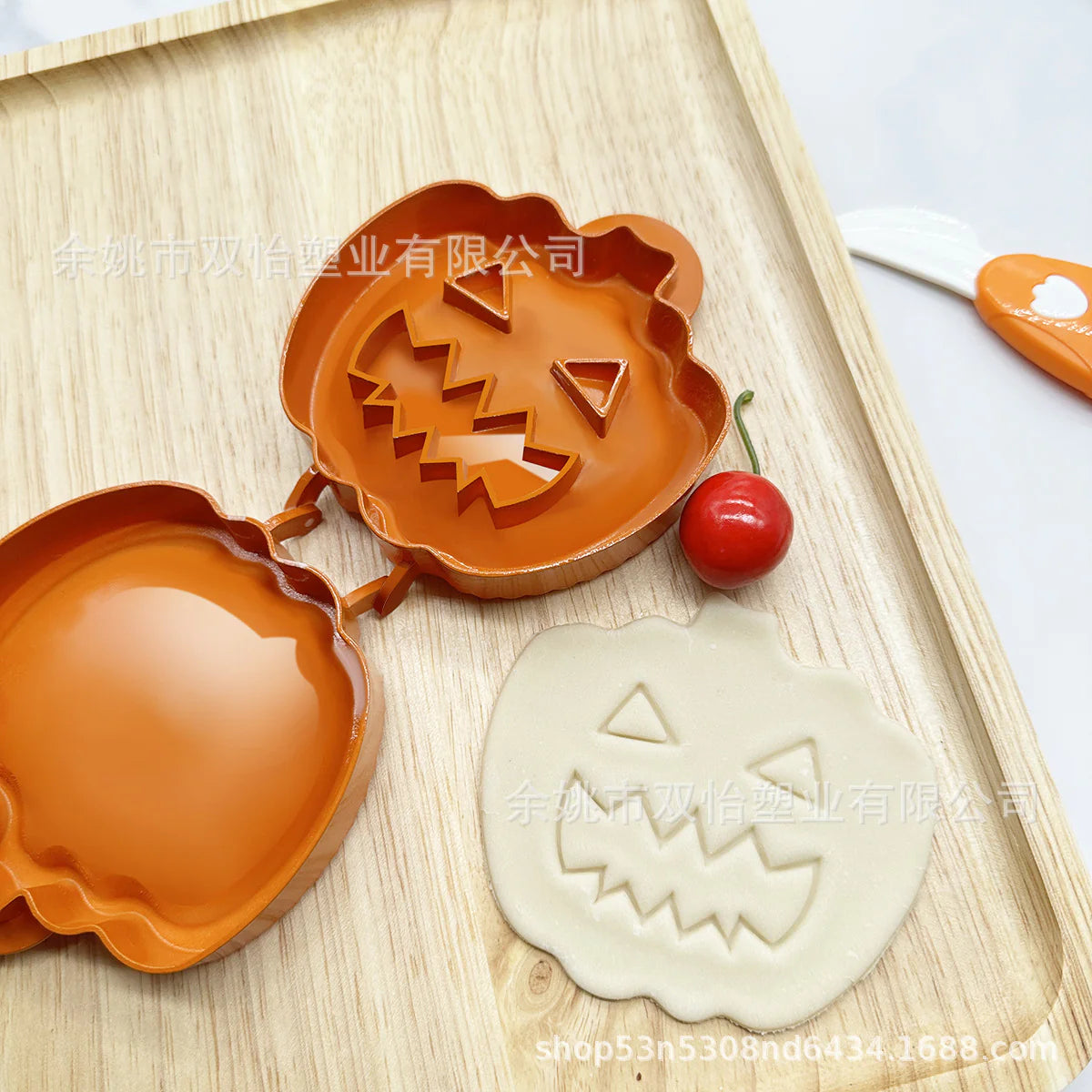 Fall Hand Pie Molds for Halloween and Christmas