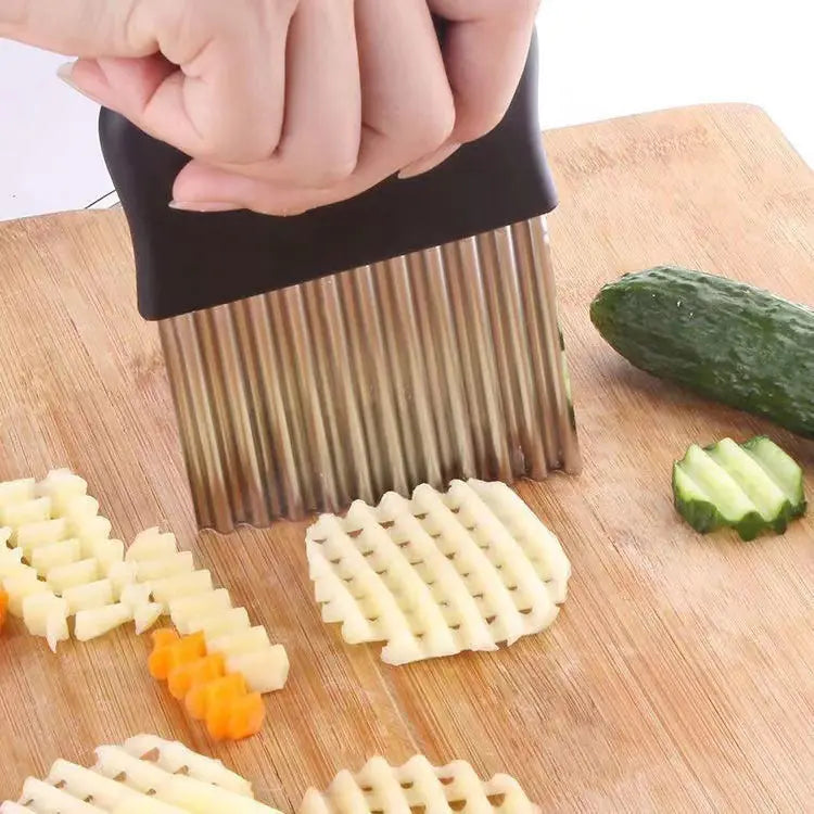 Stainless Steel Wavy Potato Cutter Kitchen Tool - Lunqara 
