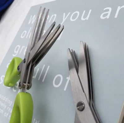 Multi-functional Stainless Steel 3/5 Layer Kitchen Scissors
Pepper Shredded Chopped Scallion Cutter Laver Cut
Cooking Tool