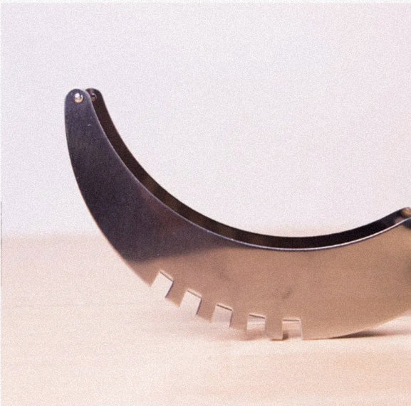 Stainless Steel Watermelon Slicer and Fruit Divider - Lunqara 
